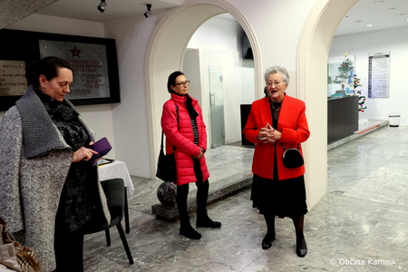 Vse barve Veronike Pogačar (6)
